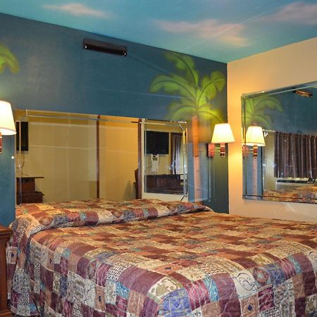 Economy Inn New Orleans Arabi Екстер'єр фото
